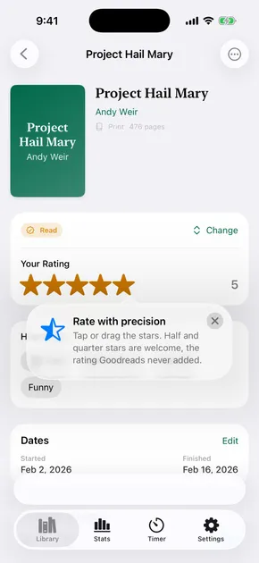Uma entrada de diário de leitura no iPhone: uma avaliação, crítica, datas e citações guardadas para um livro.